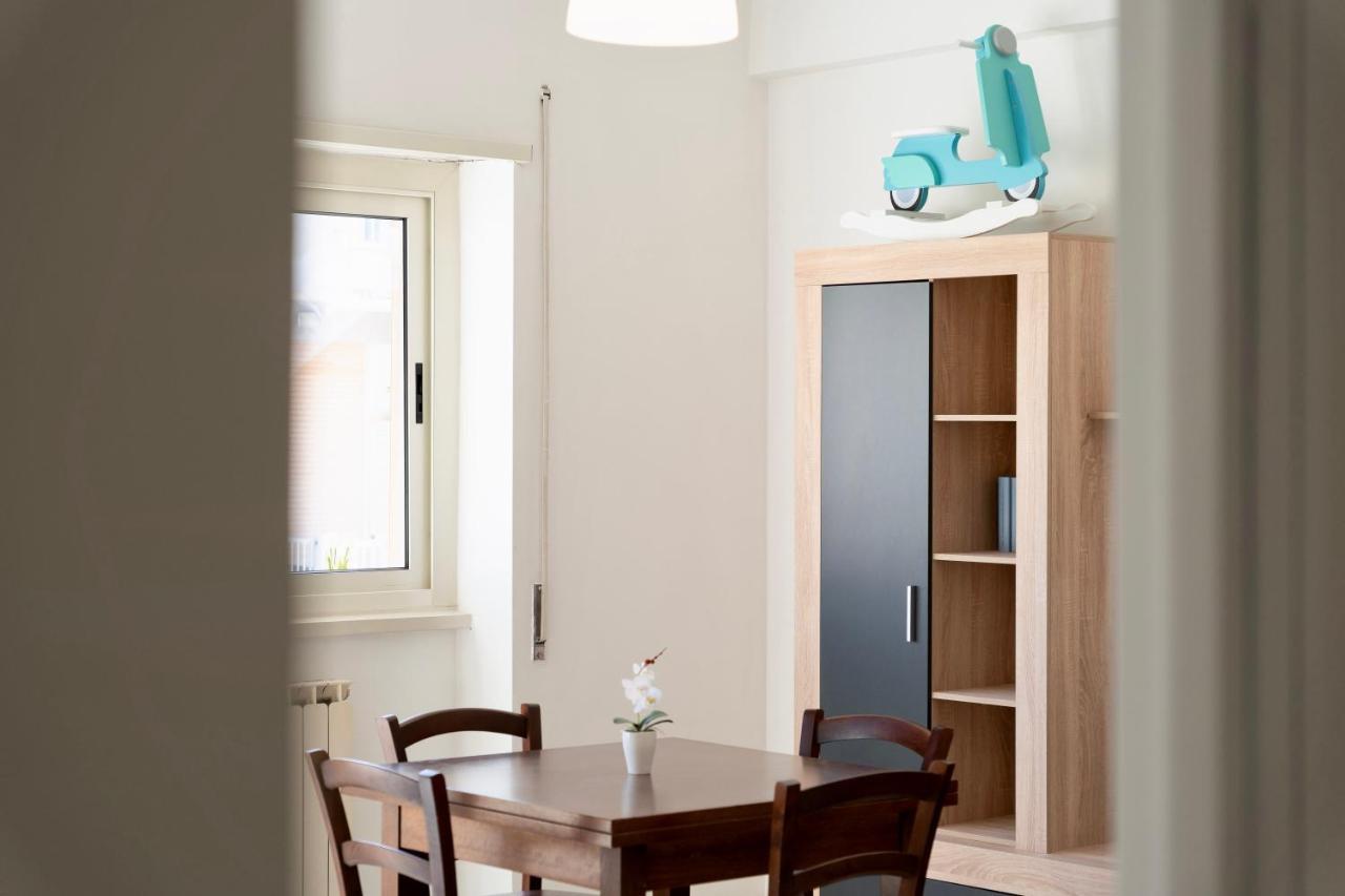 Casa Del Sole, In Via Sicilia Vicino Al Mare Apartment Терачина Екстериор снимка